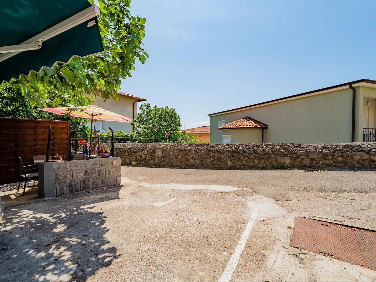 Studio Apartment "Kalina" 550 M From Sea Rijeka Exterior foto
